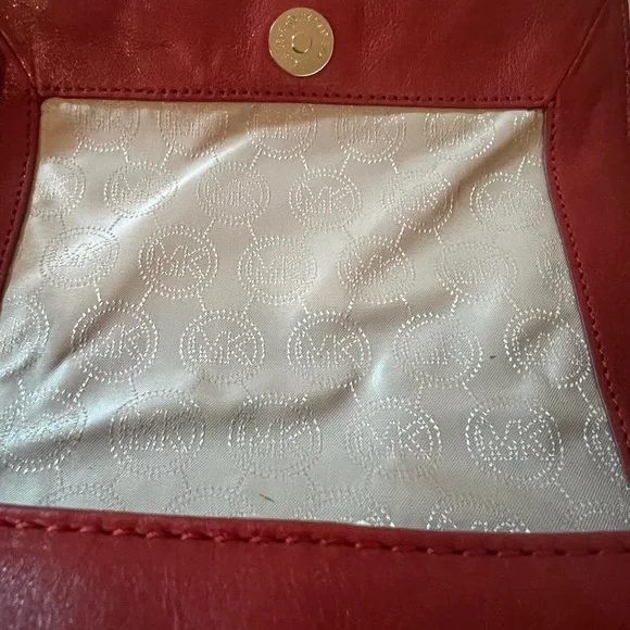 Michael Kors Scarlet Shoulder Bag with Silver Accents - Picture 5 of 7